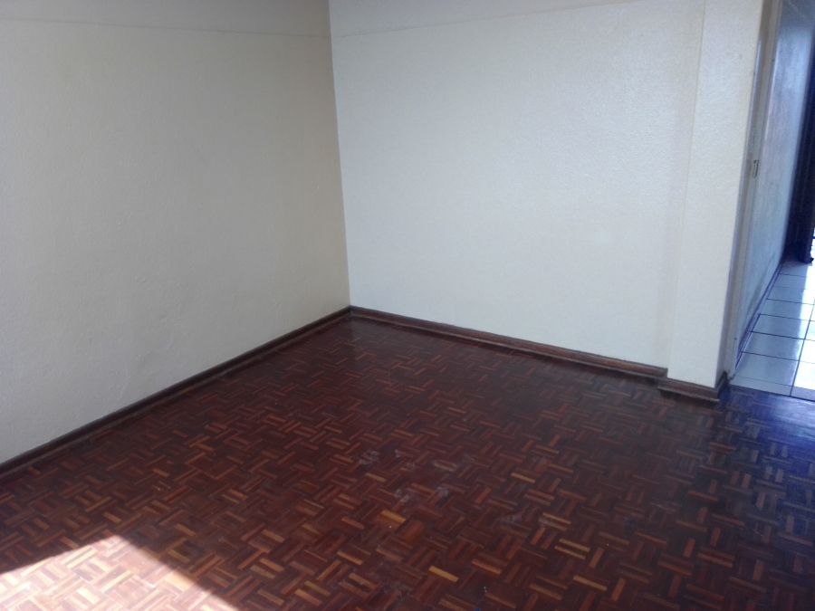 To Let 1 Bedroom Property for Rent in Labiance Estate Western Cape